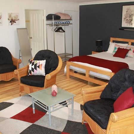 Salamander Beach Accommodation - Adults Only Salamander Bay Εξωτερικό φωτογραφία